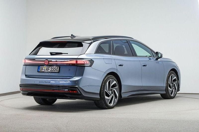 Gebraucht VW ID.7 Pro 210 kW (286 PS) 2024 Blau Kombi