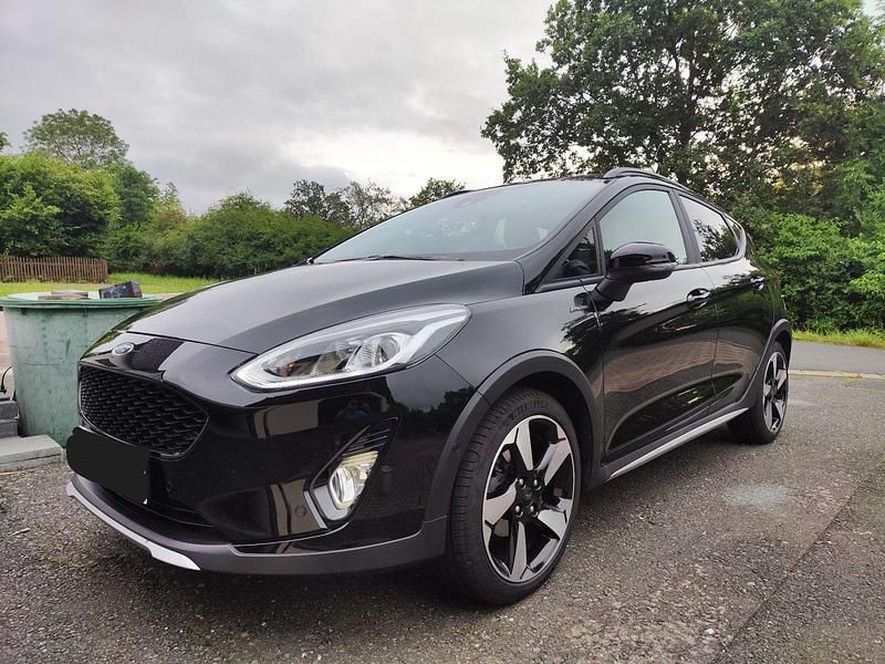 Gebraucht Ford Fiesta Active 125 PS (91 kW) 2020 Schwarz Kleinwagen