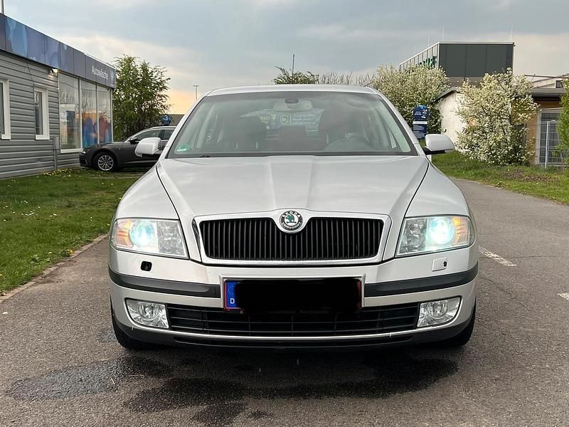 Gebraucht Skoda Octavia 140 PS (102 kW) 2007 Silber Limousine