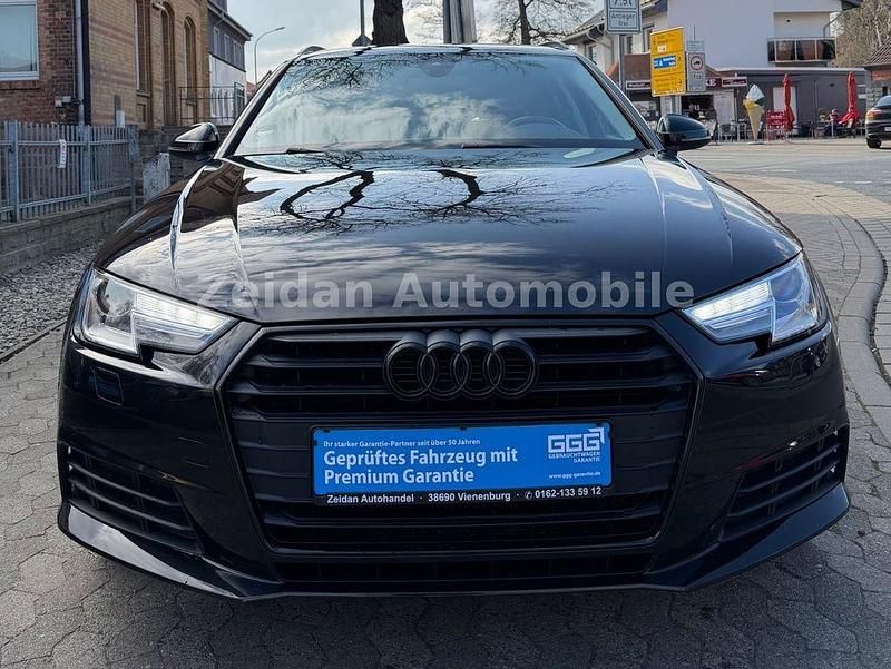 Gebraucht Audi A4 Basis 150 PS (110 kW) 2018 Schwarz Kombi