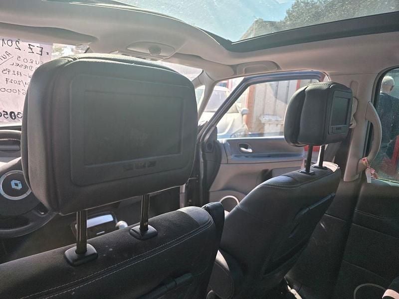 Second-hand Renault Espace Initiale 173 CP (127 kW) 2011 Negru Monovolum