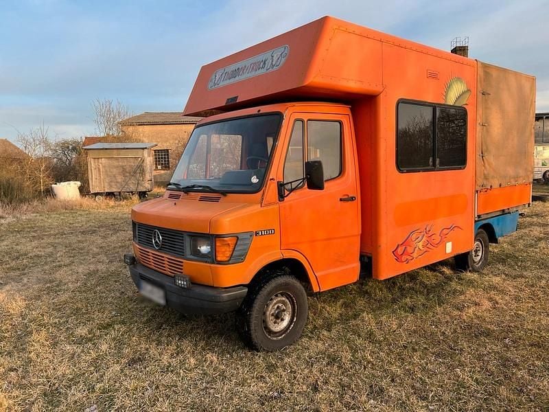 Gebraucht Mercedes T1 95 PS (69 kW) 1994 Orange Van