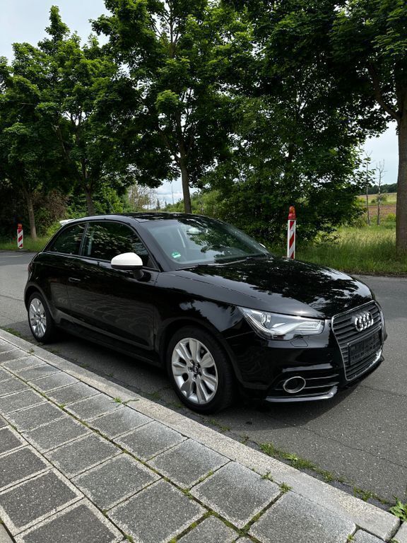 Schwarz Gebraucht 2012 Audi A1 Ambition Kleinwagen | 7.300 € (Fairer Preis) - Bild 1/4