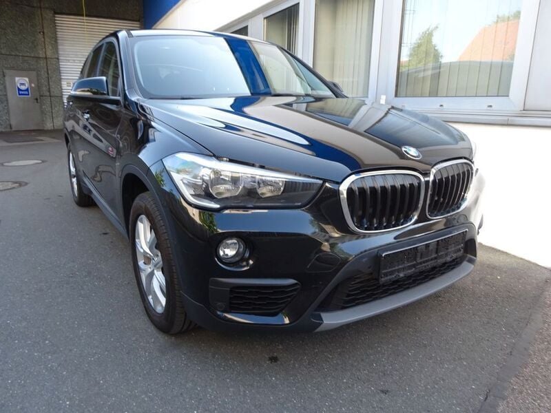 Schwarz Gebraucht 2017 BMW X1 SUV | 19.200 € (Superpreis) - Bild 1/4