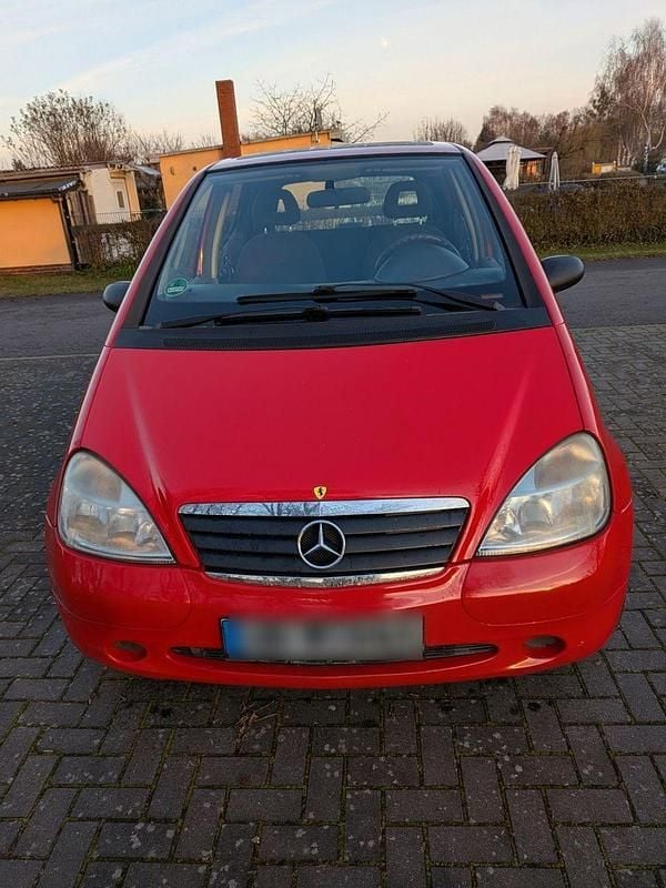 Rot Gebraucht 1998 Mercedes A140 Classic Kleinwagen | 2.200 € (Fairer Preis) - Bild 1/4