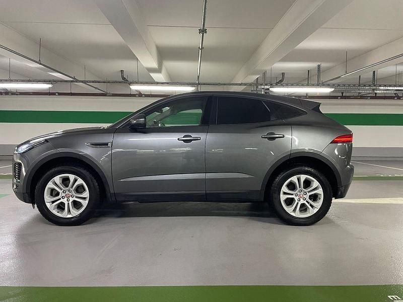 Grau Gebraucht 2018 Jaguar E-Pace S SUV | 14.700 € (Fairer Preis) - Bild 1/4