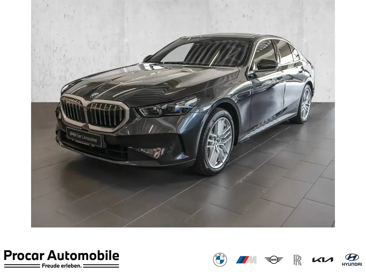 Gebraucht BMW 540 Sport Line 286 PS (210 kW) 2025 Limousine