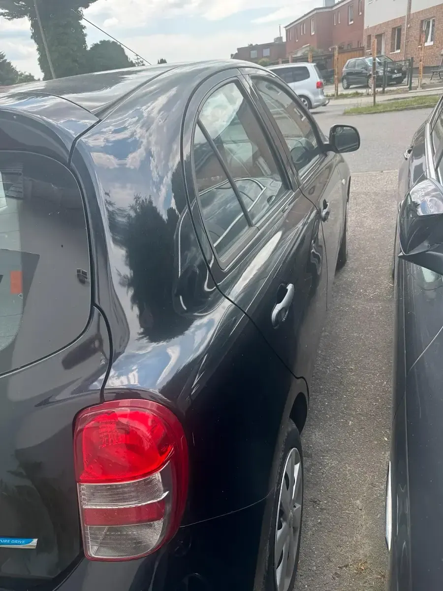 Gebraucht Nissan Micra 98 PS (72 kW) 2011 Schwarz Kleinwagen