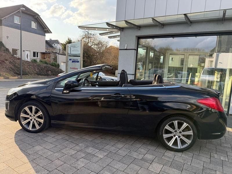 Gebraucht Peugeot 308 CC Active 163 PS (119 kW) 2013 Schwarz Cabrio