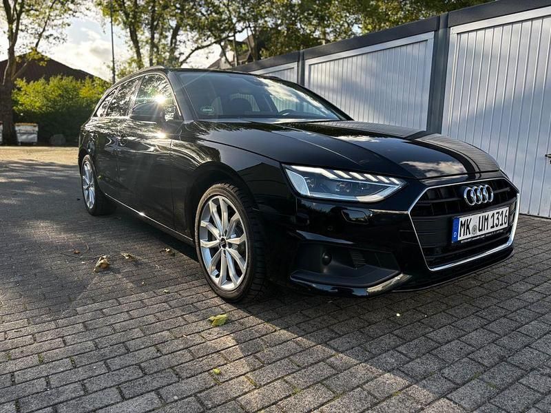 Schwarz Gebraucht 2021 Audi A4 Advanced Kombi | 18.000 € (Fairer Preis) - Bild 1/4