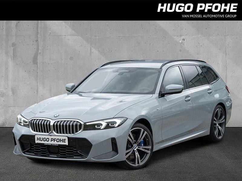 Brooklyn grau metallic Gebraucht 2024 BMW 330 M Sport Kombi | 54.390 € (Fairer Preis) - Bild 1/4