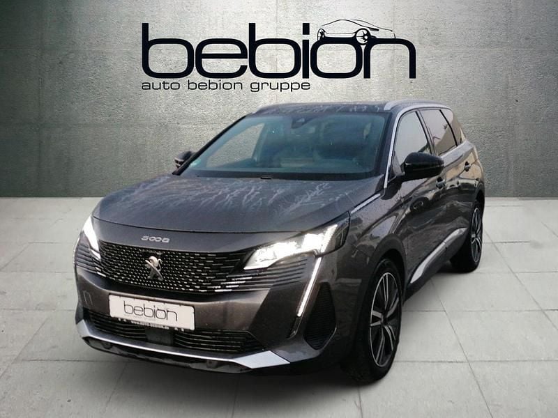 Metfa platinium grau Gebraucht 2021 Peugeot 5008 GT SUV | 27.980 € (Fairer Preis) - Bild 1/4