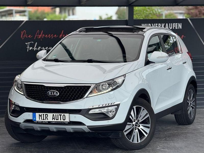 Weiß Gebraucht 2014 Kia Sportage Spirit SUV | 16.900 € (Teuer) - Bild 1/4