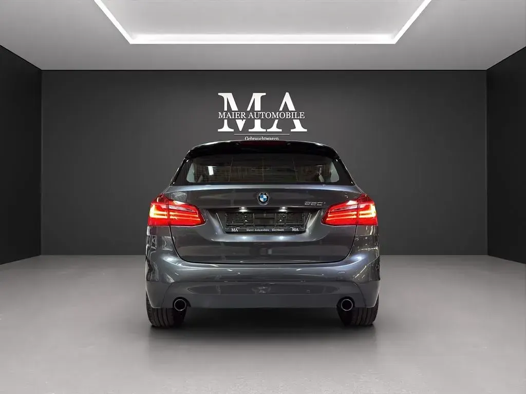 Gebraucht BMW 220 Advantage 192 PS (141 kW) 2016 Grau Kombi