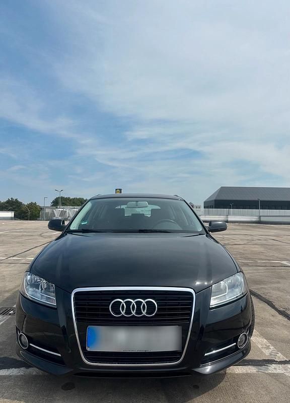 Schwarz Gebraucht 2013 Audi A3 Limousine | 4.990 € (Superpreis) - Bild 1/4