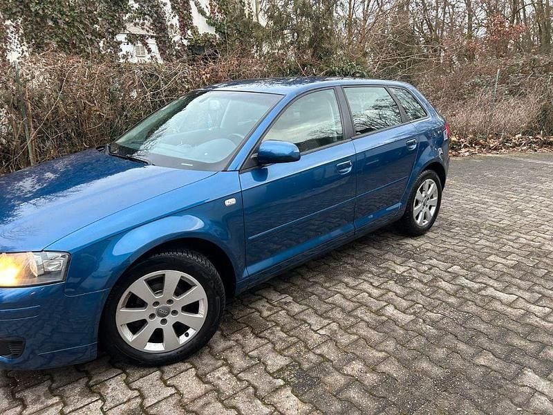 Gebraucht Audi A3 Ambiente 116 PS (85 kW) 2007 Blau Kleinwagen