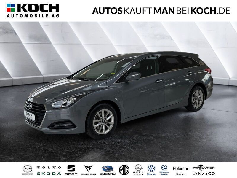 Grau Gebraucht 2017 Hyundai i40 Trend Kombi | 14.990 € (Fairer Preis) - Bild 1/4