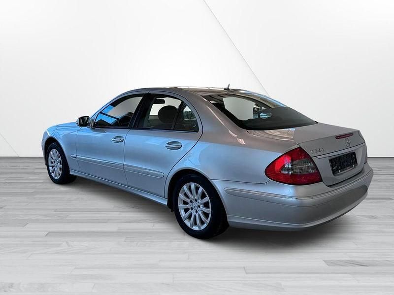 Gebraucht Mercedes E280 231 PS (169 kW) 2006 Silber Limousine