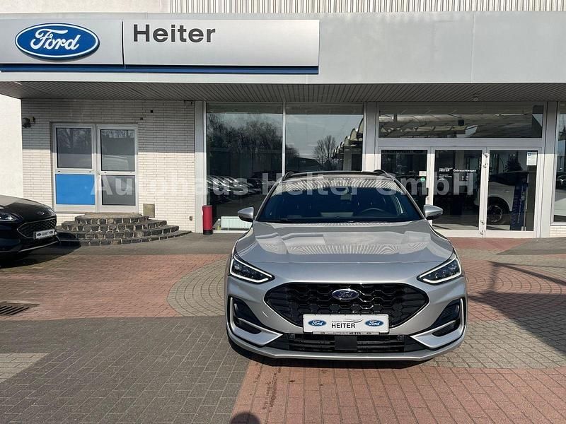Gebraucht Ford Focus ST-Line X 155 PS (114 kW) 2024 Silber Kombi
