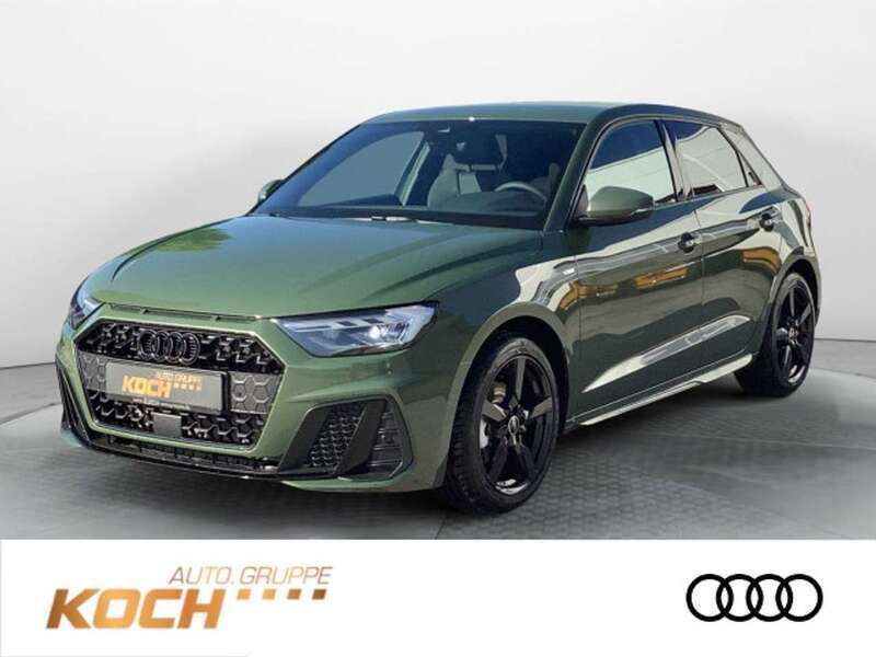 Distriktgrün metallic Neu 2025 Audi A1 S-Line Kleinwagen | 29.990 € (Guter Preis) - Bild 1/4