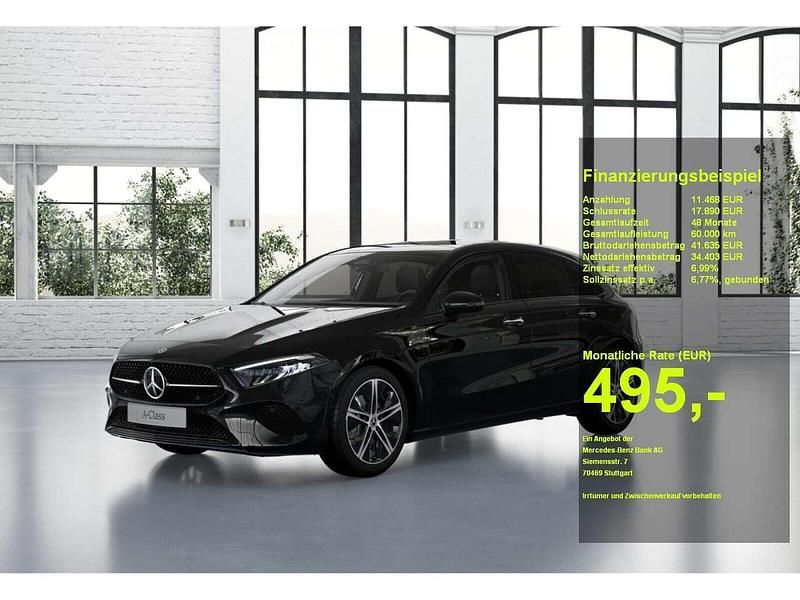Schwarz Neu 2025 Mercedes A200 Night Limousine | 45.871 € - Bild 1/3