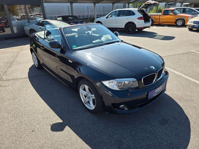 Gebraucht BMW 118 Cabriolet Advantage 143 PS (105 kW) 2012 Schwarz Cabrio