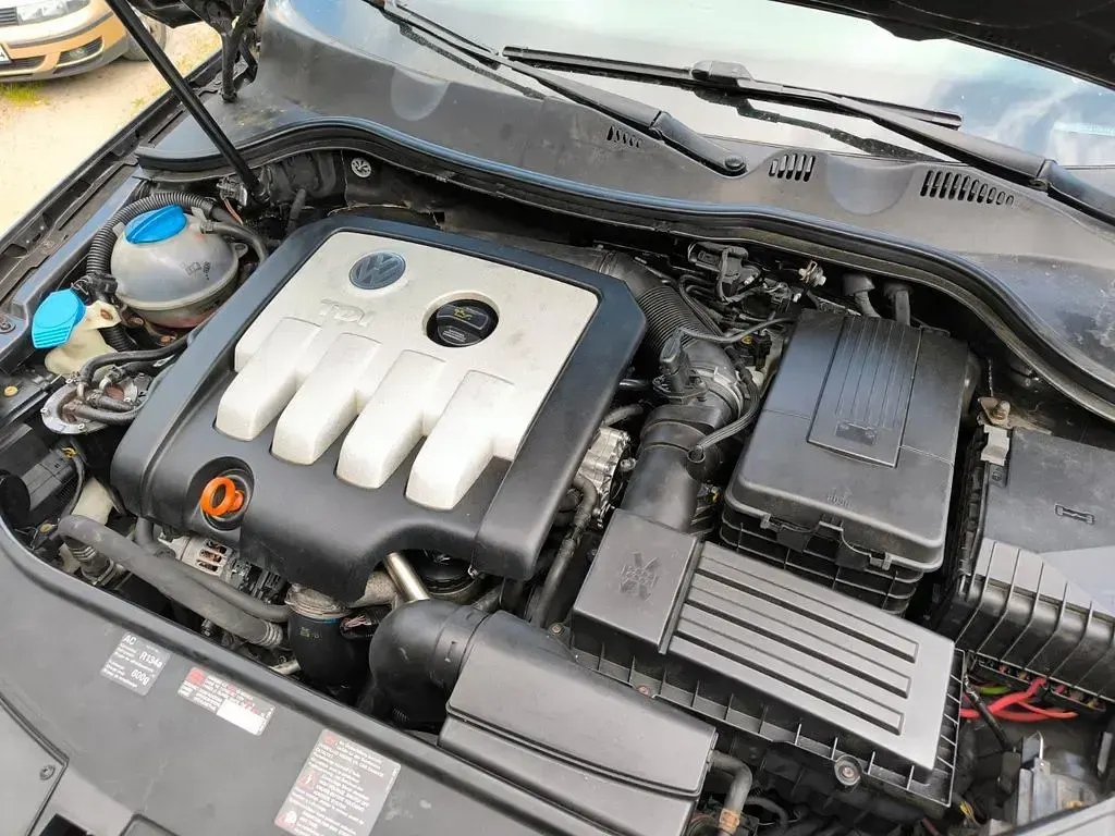 Gebraucht VW Passat Highline 140 PS (102 kW) 2006 Braun Kombi