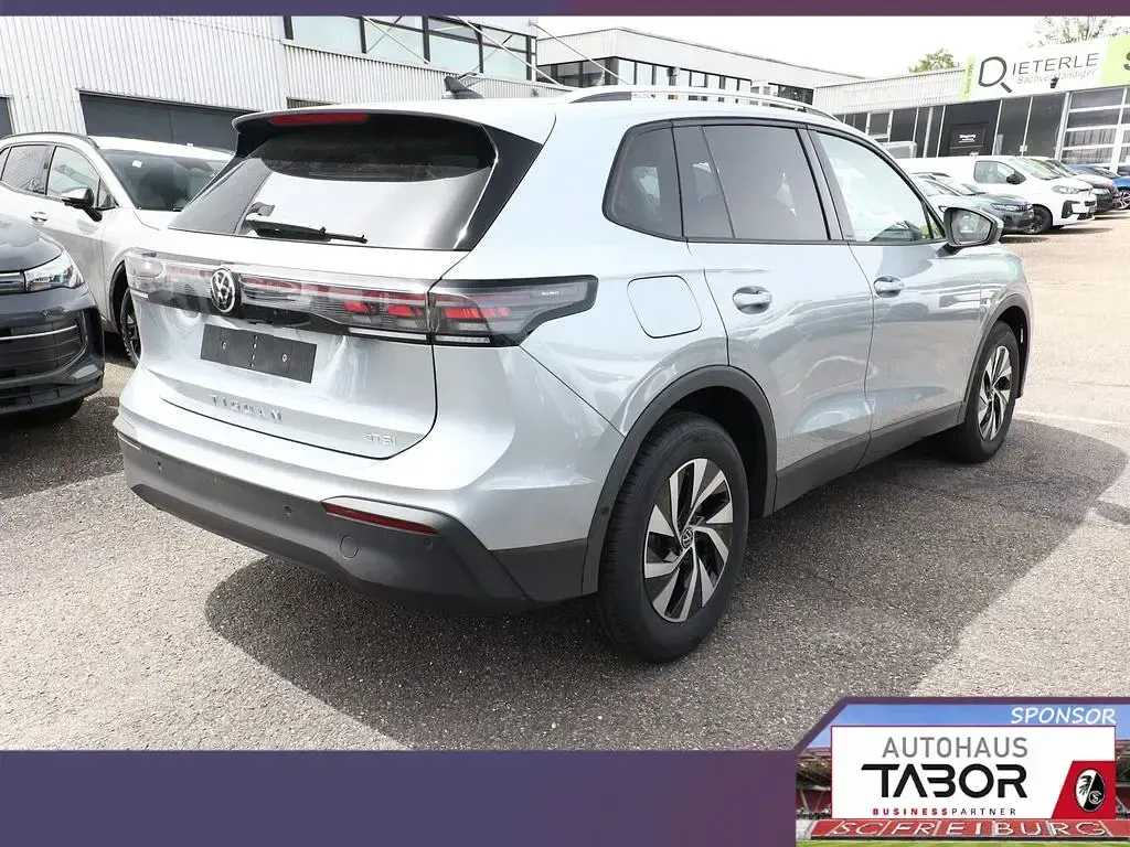 Neu VW Tiguan IQ Drive 150 PS (110 kW) 2026 Silber SUV