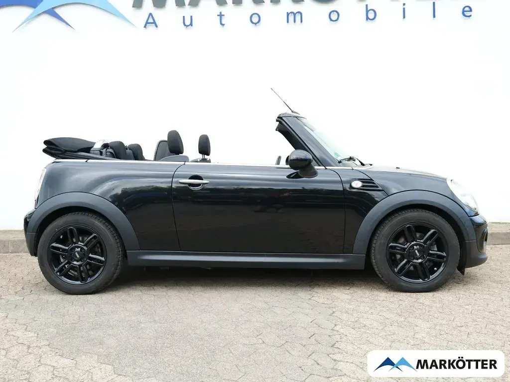 Käytetty Mini One Cabriolet 98 HP (72 kW) 2015 Musta Avoauto