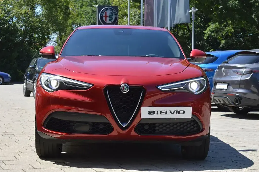 Gebraucht Alfa Romeo Stelvio Super 280 PS (205 kW) 2019 Rot SUV