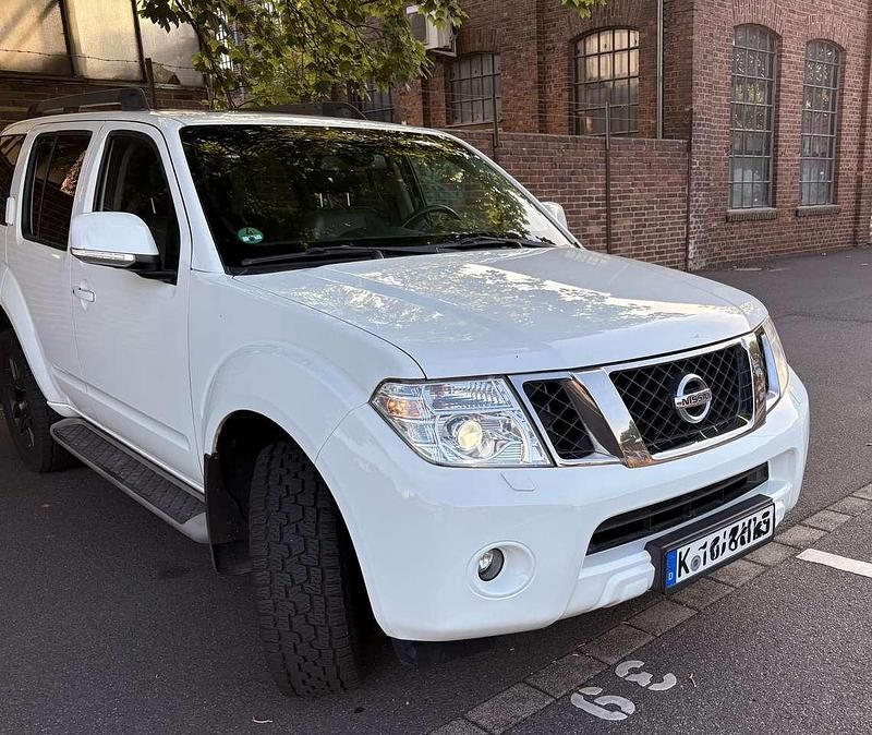 Gebraucht Nissan Pathfinder 190 PS (139 kW) 2013 Weiß SUV