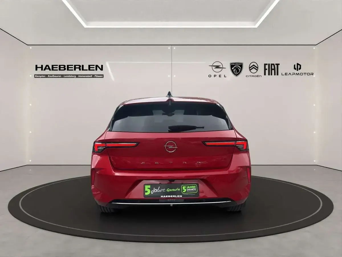 Gebraucht Opel Astra Elegance 131 PS (96 kW) 2023 Rot Kleinwagen