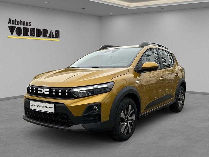 Neu Dacia Sandero Expression 110 PS (80 kW) 2025 Gold Limousine