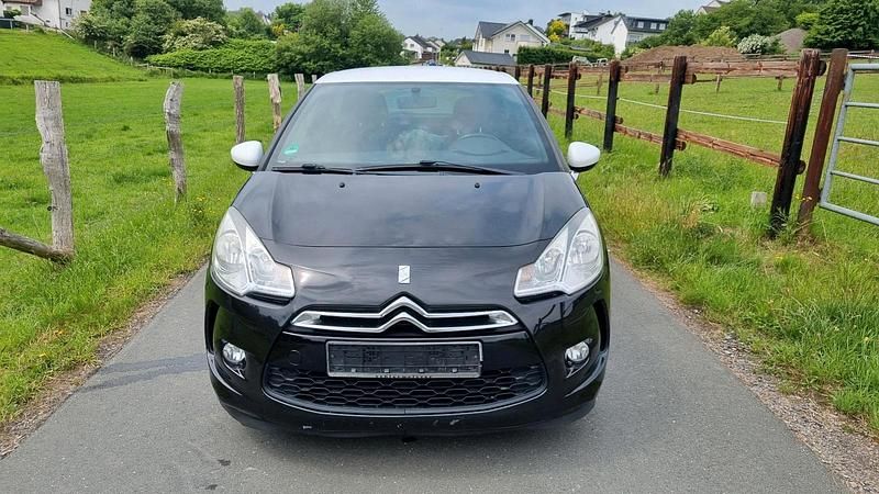 Gebraucht Citroën DS3 120 PS (88 kW) 2011 Schwarz Kleinwagen