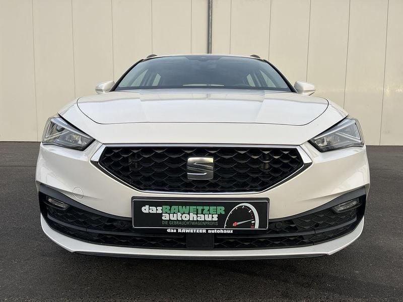 Second-hand Seat Leon Style 150 CP (110 kW) 2021 Alb Break