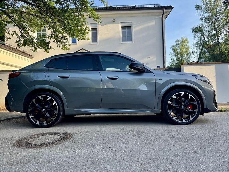 Gebraucht BMW X2 Luxury Line 300 PS (220 kW) 2024 Grau SUV