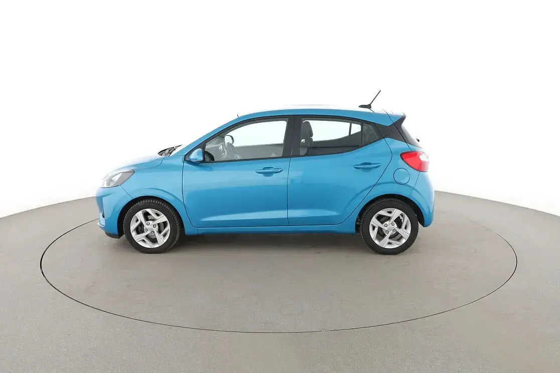 Gebraucht Hyundai i10 Trend 84 PS (61 kW) 2021 Blau Kleinwagen