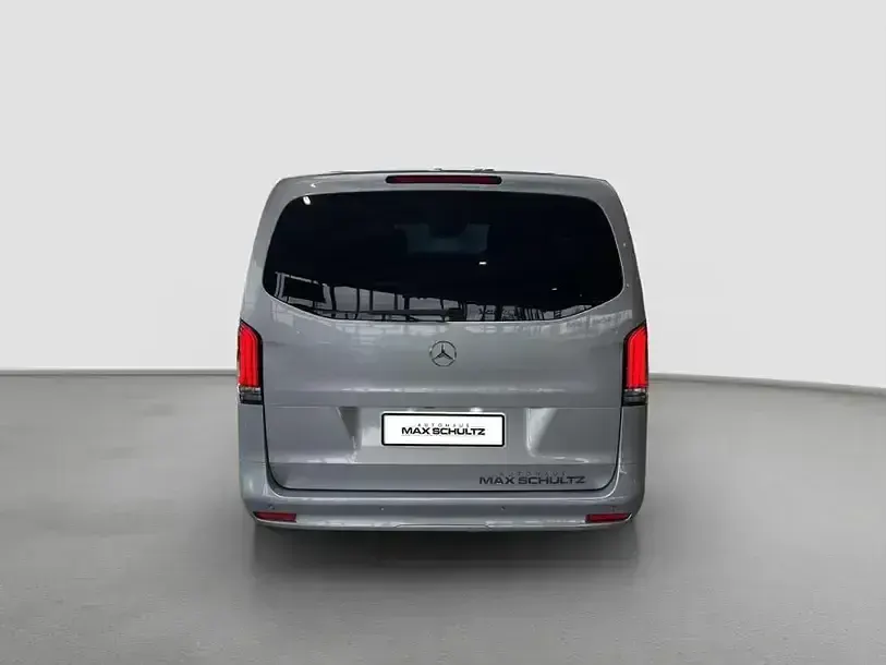Gebraucht Mercedes Vito 237 PS (174 kW) 2026 Silber Van