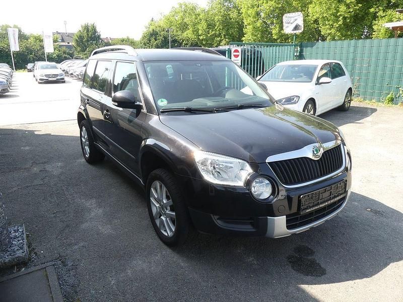 Gebraucht Skoda Yeti Plus Edition 105 PS (77 kW) 2012 Schwarz SUV
