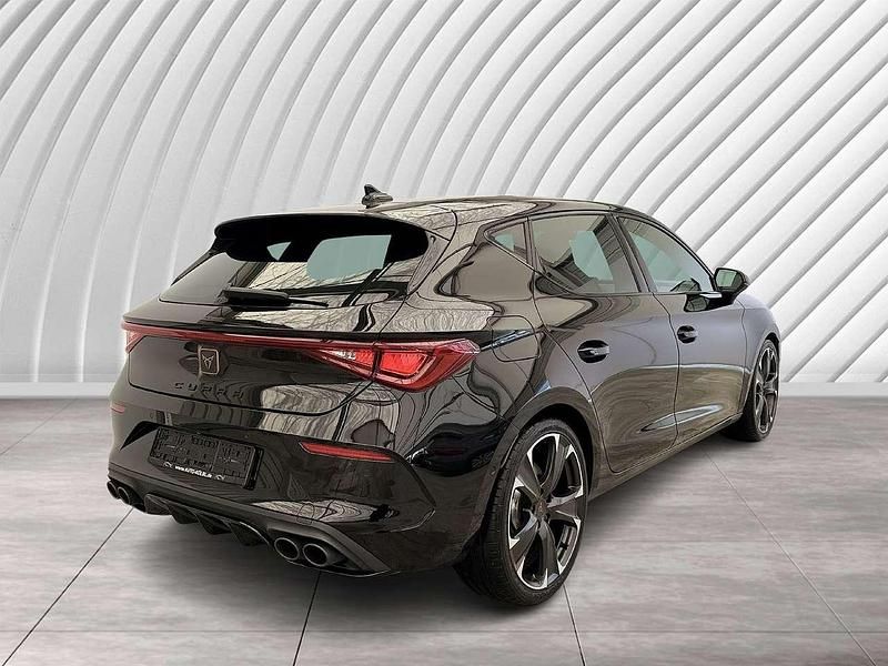 Gebraucht Cupra Leon VZ3 300 PS (220 kW) 2022 Mitternachtsschwarz Limousine