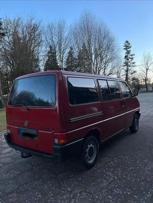 Second-hand VW Caravelle 77 CP (56 kW) 1992 Roșu Van