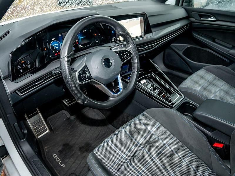 Gebraucht VW Golf VIII GTE 245 PS (180 kW) 2022 Pure white Limousine