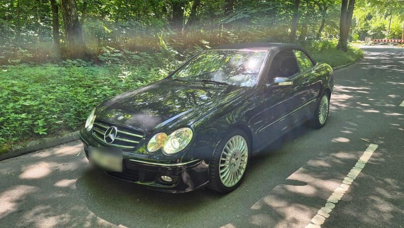 Schwarz Gebraucht 2009 Mercedes CLK200 Cabrio | 13.950 € (Fairer Preis) - Bild 1/4