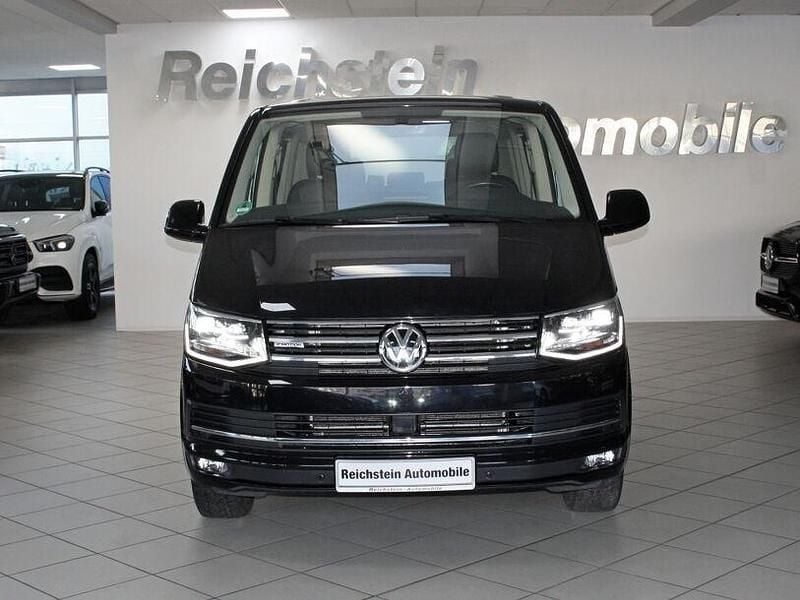 Second-hand VW Multivan Highline 120 CP (88 kW) 2018 Negru Monovolum