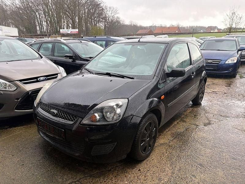 Gebraucht Ford Fiesta Ambiente 60 PS (44 kW) 2007 Schwarz Kleinwagen