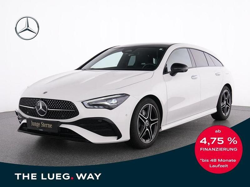 Weiß Gebraucht 2024 Mercedes CLA200 Shooting Brake AMG Kombi | 35.935 € (Teuer) - Bild 1/4