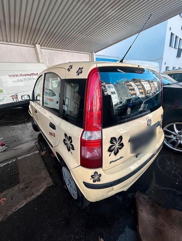 Gebraucht Fiat Panda 60 PS (44 kW) 2009 Gelb Kleinwagen
