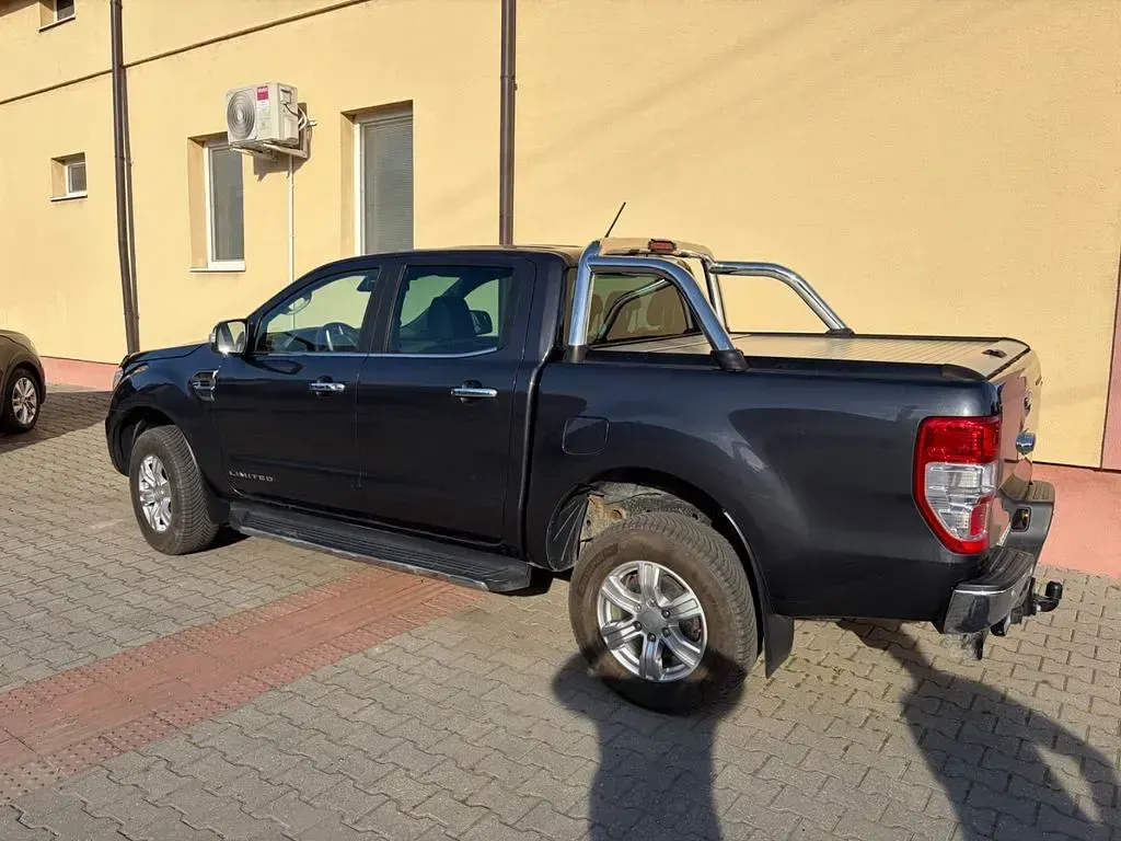 Gebraucht Ford Ranger 212 PS (155 kW) 2021 Grau Pickup