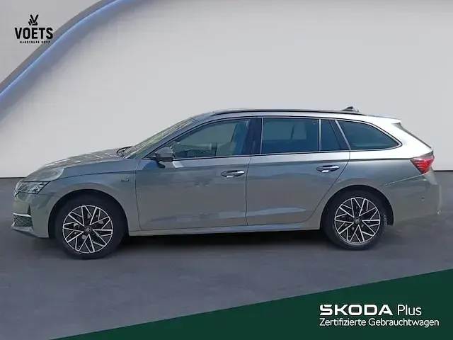 Gebraucht Skoda Octavia Tour 150 PS (110 kW) 2025 Grau Kombi