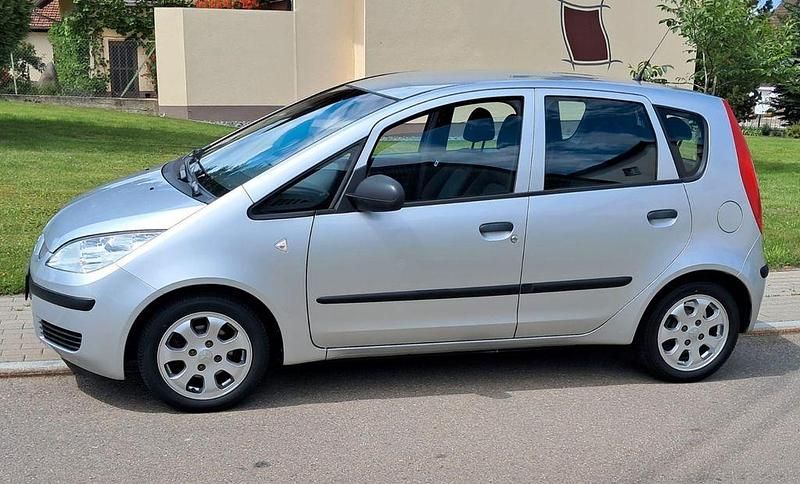 Silber Gebraucht 2005 Mitsubishi Colt Limousine | 3.500 € (Teuer) - Bild 1/3